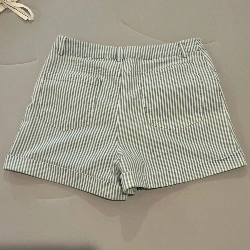 Blue White Striped High Waist Cuffed Shorts Size 29 Harper Heritage Women's